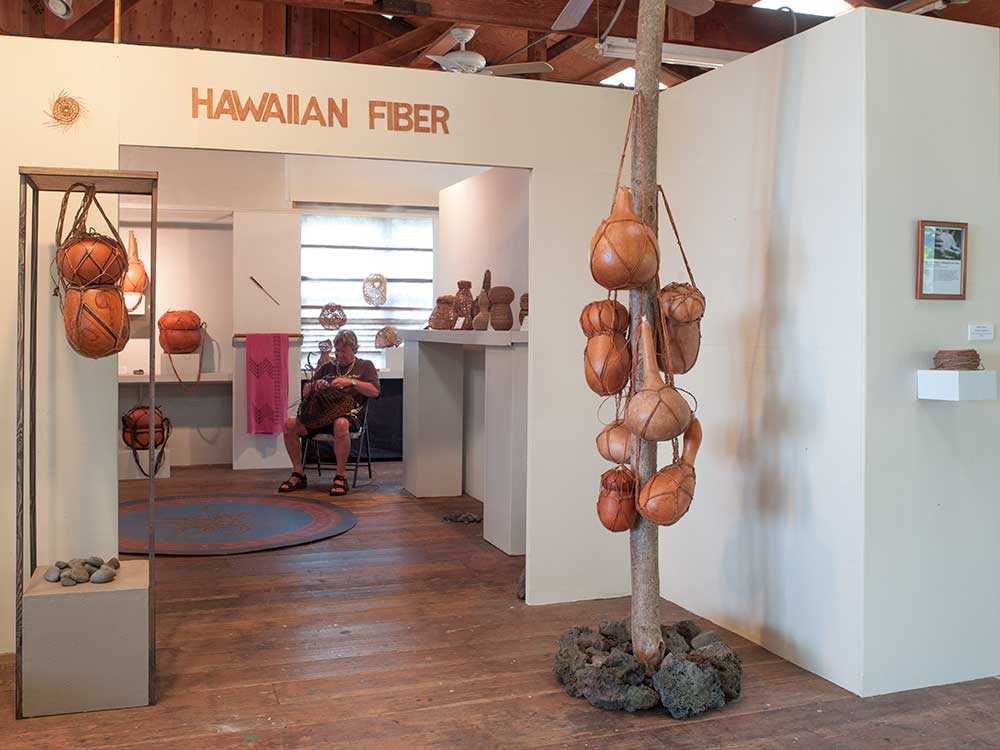  Hawaiian Fiber 
